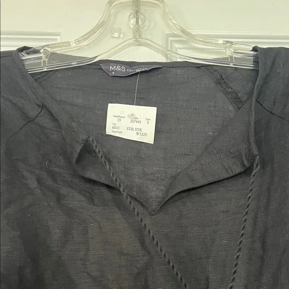 Elegant Black Blouse with Vibrant Pink Floral Design - Picture 8 of 8